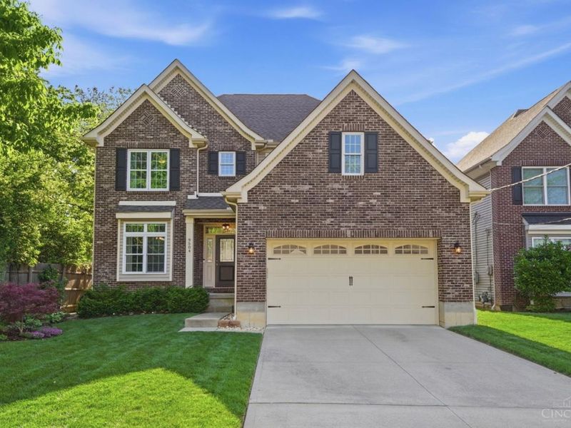 9504 West Avenue, Blue Ash, OH 45242 Photo 2