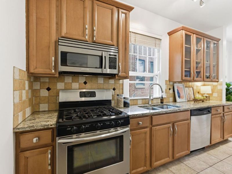 2840 Pine Grove Avenue, Cincinnati, OH 45208 Photo 14