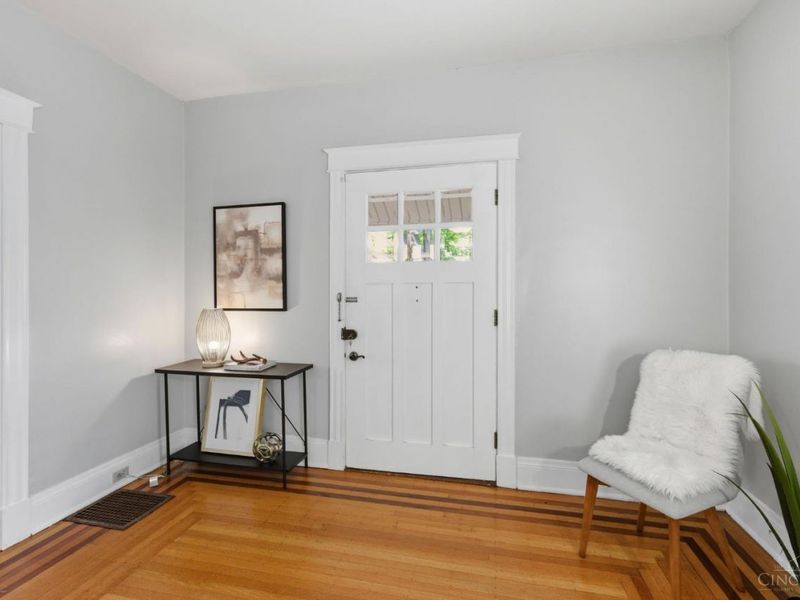 2840 Pine Grove Avenue, Cincinnati, OH 45208 Photo 3