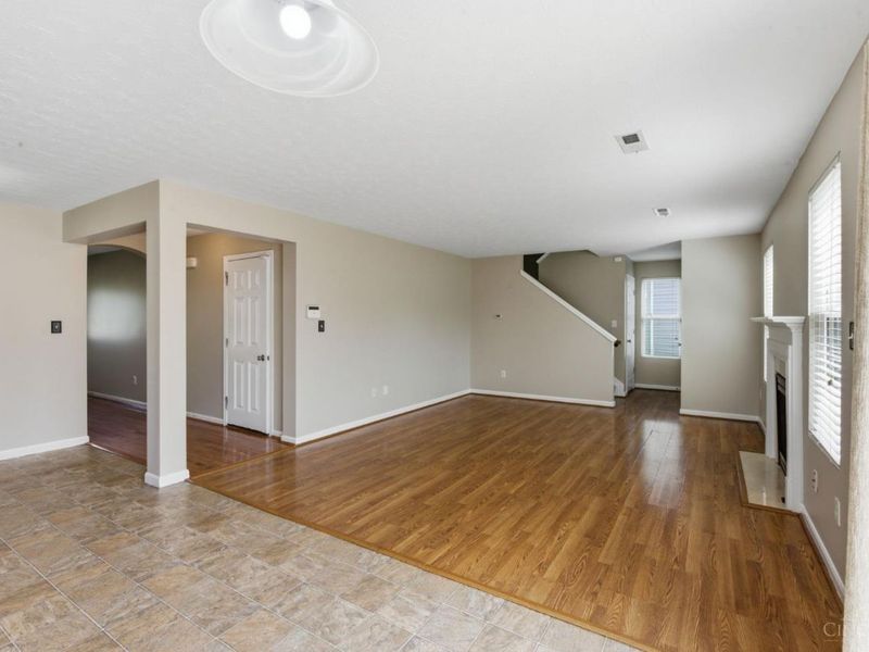 547 Woodbine Court, Hamilton Twp, OH 45039 Photo 14