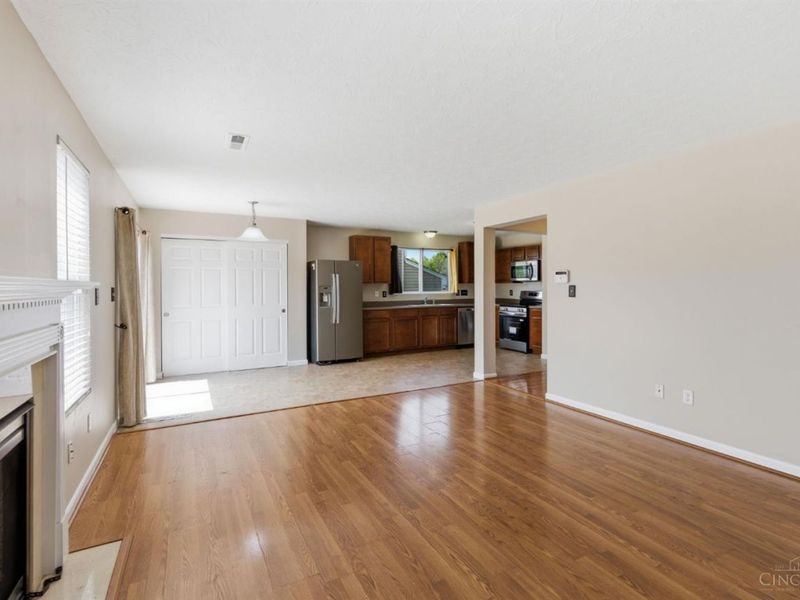 547 Woodbine Court, Hamilton Twp, OH 45039 Photo 18