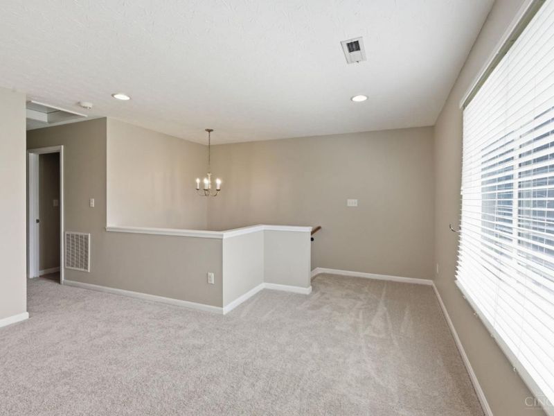 547 Woodbine Court, Hamilton Twp, OH 45039 Photo 20