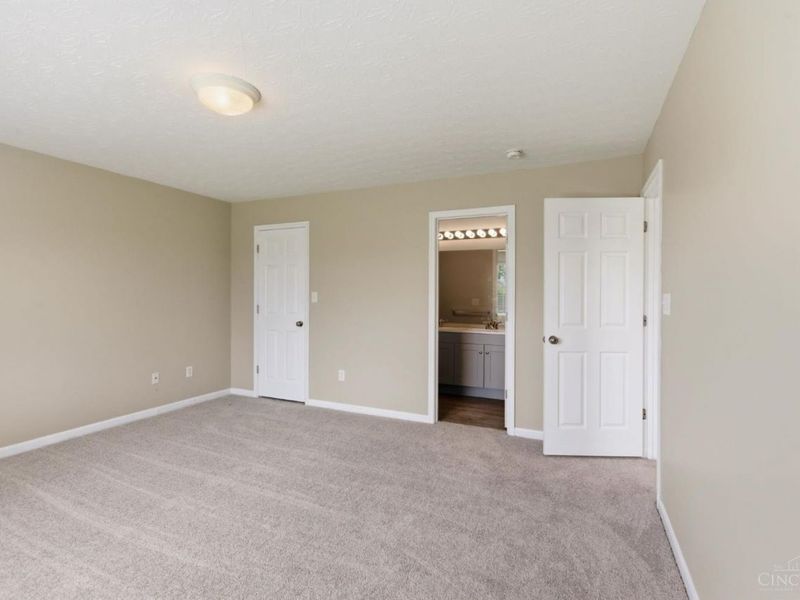 547 Woodbine Court, Hamilton Twp, OH 45039 Photo 25