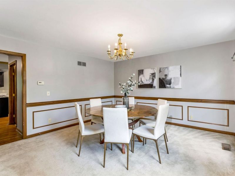 9761 Berry Hill Drive, West Chester, OH 45241 Photo 16