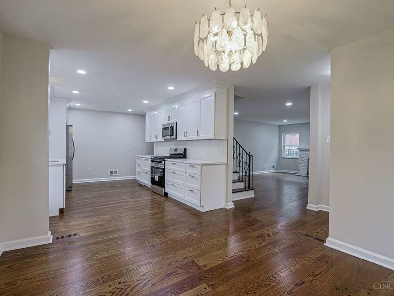 5829 Pandora Avenue, Cincinnati, OH 45213 Photo 13