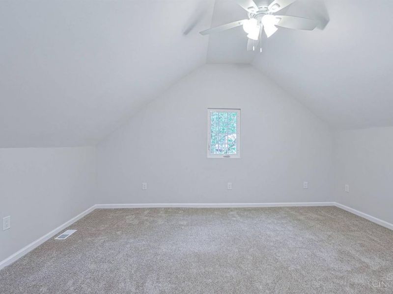 5829 Pandora Avenue, Cincinnati, OH 45213 Photo 28