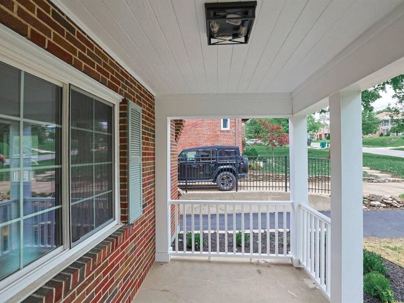5829 Pandora Avenue, Cincinnati, OH 45213 Photo 3