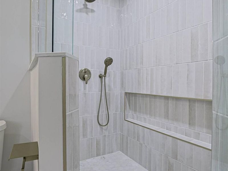 5829 Pandora Avenue, Cincinnati, OH 45213 Photo 37