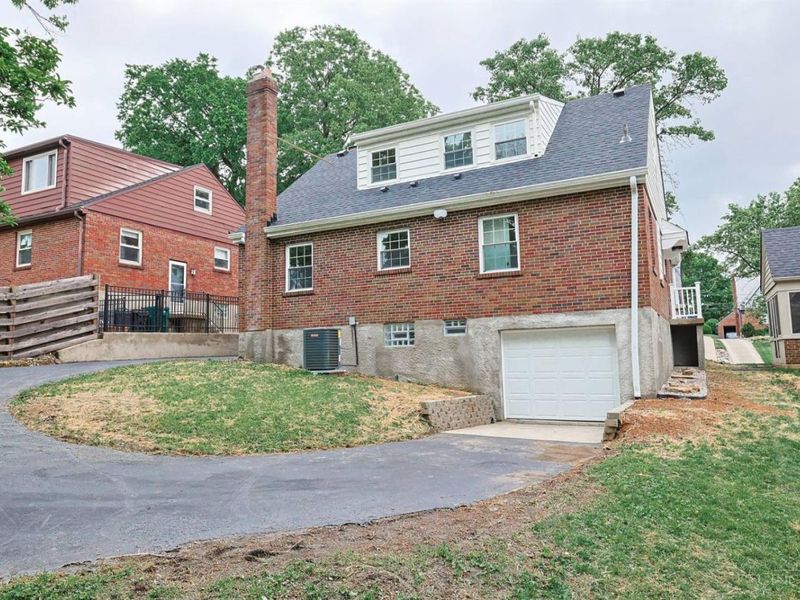 5829 Pandora Avenue, Cincinnati, OH 45213 Photo 44