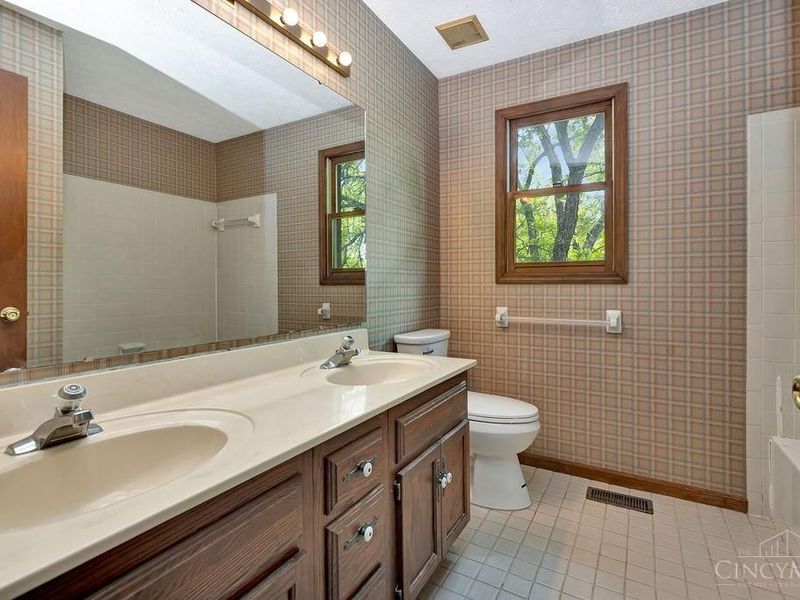 6895 Driftwood Lane, West Chester, OH 45241 Photo 23