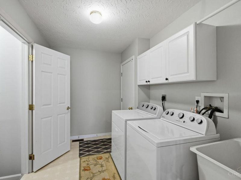 12191 Crestfield Court, Symmes Township, OH 45249 Photo 19