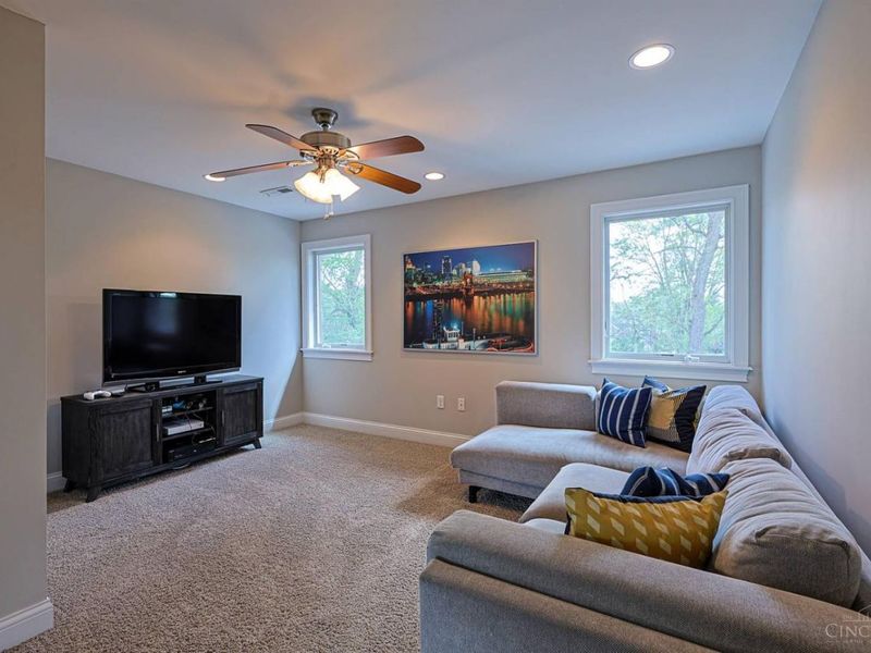 10399 Birkemeyer Drive, Montgomery, OH 45242 Photo 38