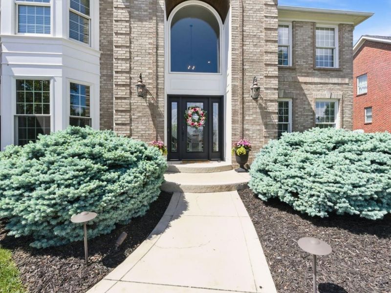986 Arnold Palmer Drive, Miami Twp, OH 45140 Photo 3
