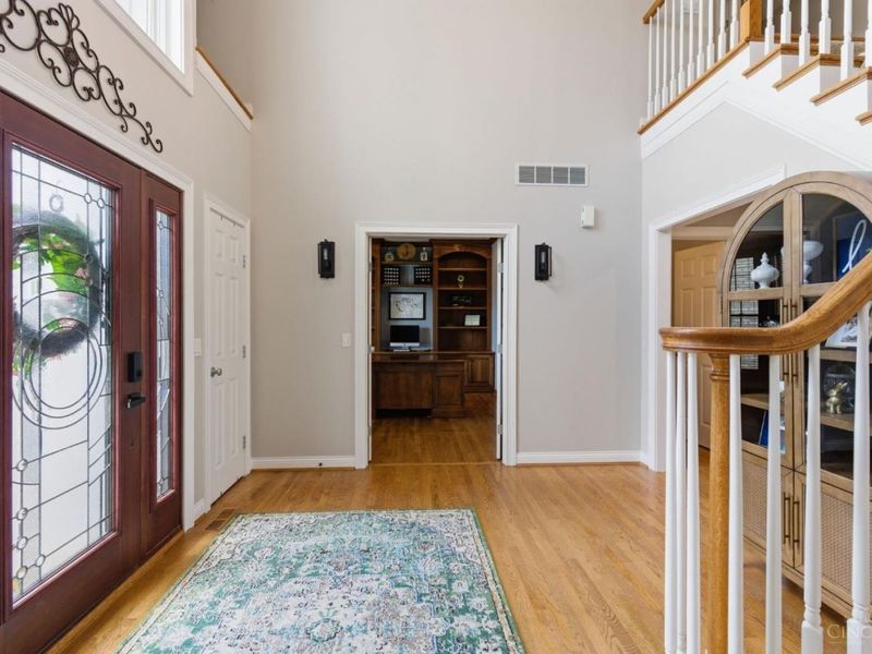986 Arnold Palmer Drive, Miami Twp, OH 45140 Photo 5