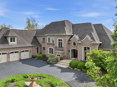 4535 Drake Road, Indian Hill, OH 45243
