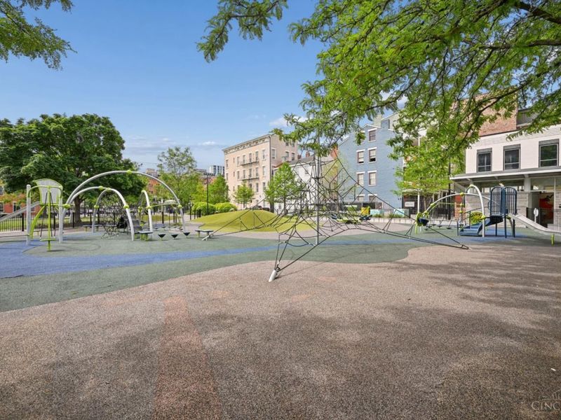 1341 Main Street, Unit 3, Cincinnati, OH 45202 Photo 18