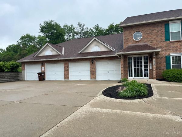 8794 Carrousel Park Circle, Unit 138, Colerain Twp, OH 45239