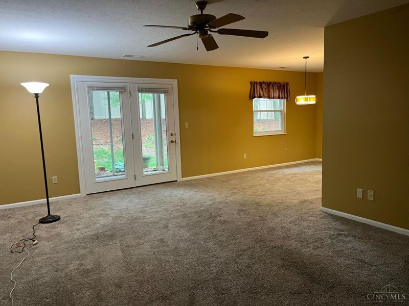 8794 Carrousel Park Circle, Unit 138, Colerain Township, OH 45239 Photo 6