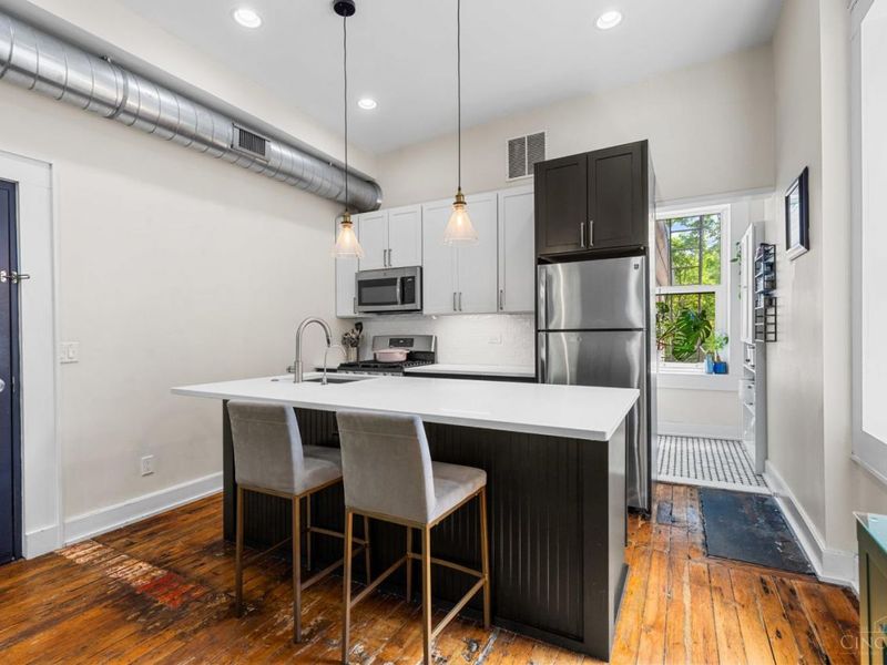 433 Clark Street, Unit C, Cincinnati, OH 45203 Photo 6