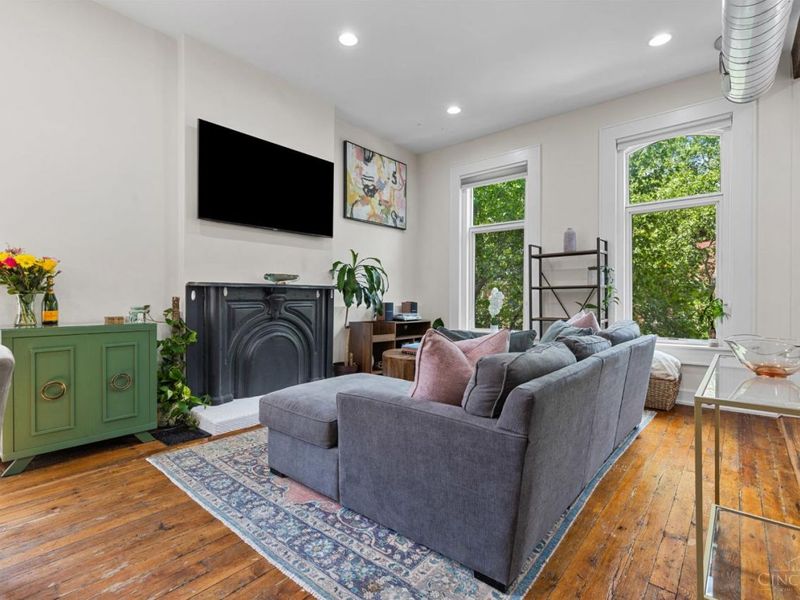 433 Clark Street, Unit C, Cincinnati, OH 45203 Photo 8