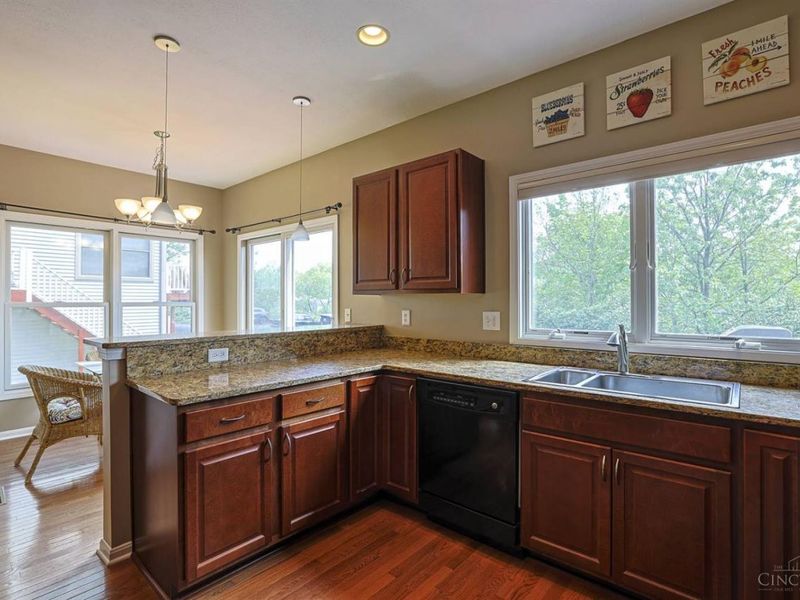 3450 Golden Ave, Unit 4, Cincinnati, OH 45226 Photo 10