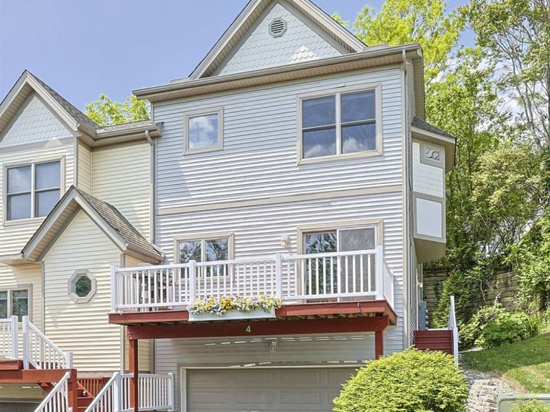 3450 Golden Ave, Unit 4, Cincinnati, OH 45226 Photo 2