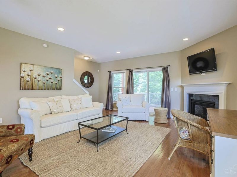 3450 Golden Ave, Unit 4, Cincinnati, OH 45226 Photo 6