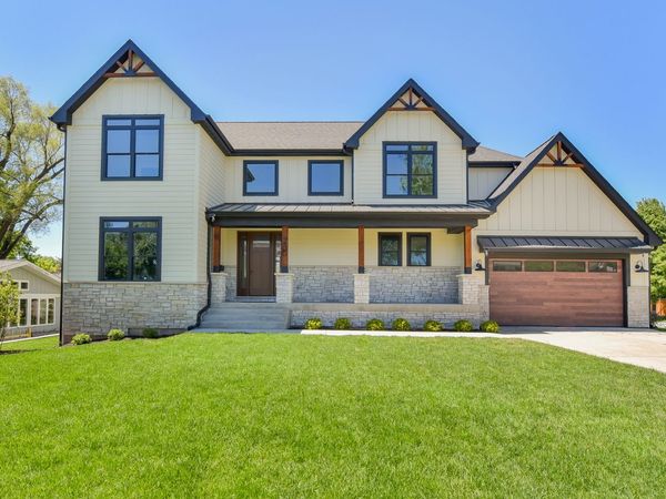 4600 Sterling Road, Downers Grove, IL 60515