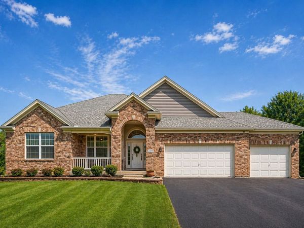 1235 Mallard Lane , Hoffman Estates, IL 60192