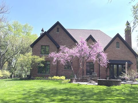 Main Photo