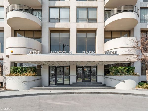 2020 N Lincoln Park West , Unit 4M, Chicago, IL 60614
