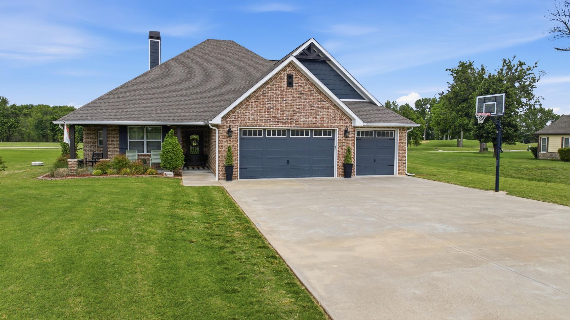 5051 Lake Breeze Road, Grove, OK 74344 Main Photo