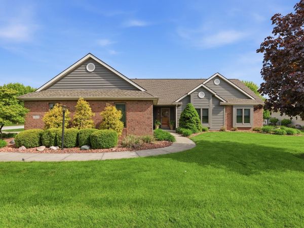 1309 Crooked Creek Parkway, Fort Wayne, IN 46845