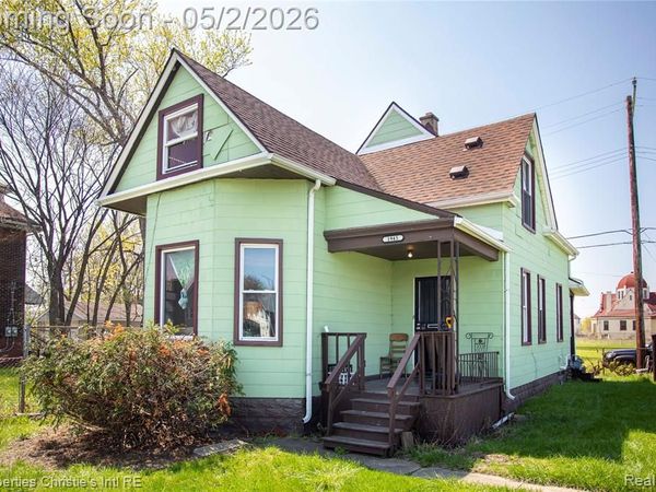 1945 E Grand Boulevard, Detroit, MI 48211