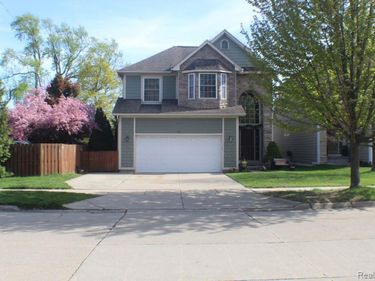 53 Highland Avenue, Clawson, MI 48017