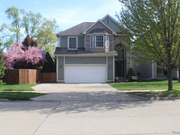 53 Highland Avenue, Clawson, MI 48017
