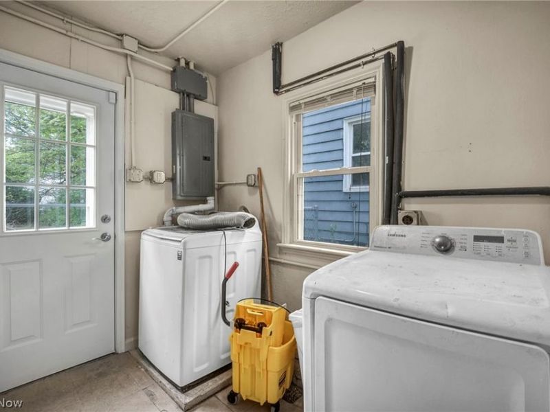 21731 Maydale Avenue, Euclid, OH 44123 Photo 14