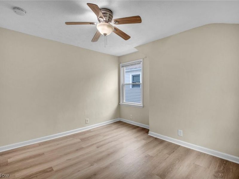 21731 Maydale Avenue, Euclid, OH 44123 Photo 15