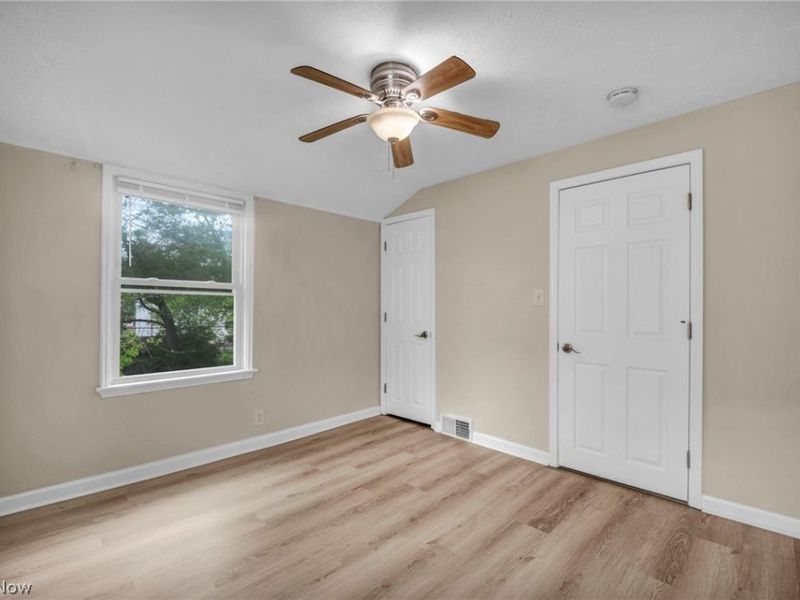 21731 Maydale Avenue, Euclid, OH 44123 Photo 16