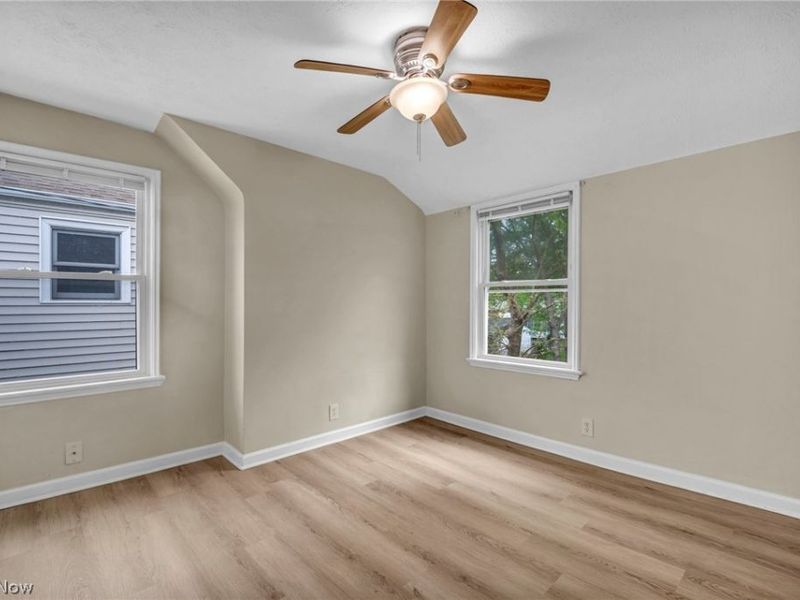 21731 Maydale Avenue, Euclid, OH 44123 Photo 17