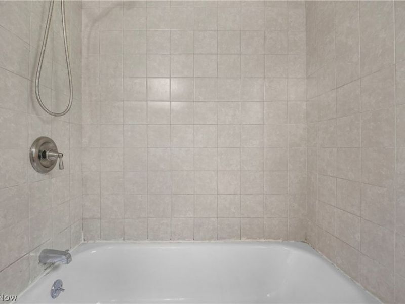 21731 Maydale Avenue, Euclid, OH 44123 Photo 20