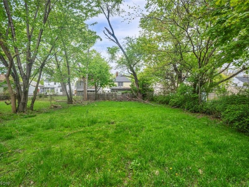 21731 Maydale Avenue, Euclid, OH 44123 Photo 37
