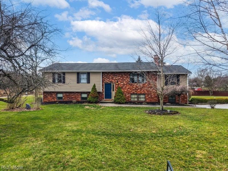 2190 Waterbury Drive, Uniontown, OH 44685 Photo 1