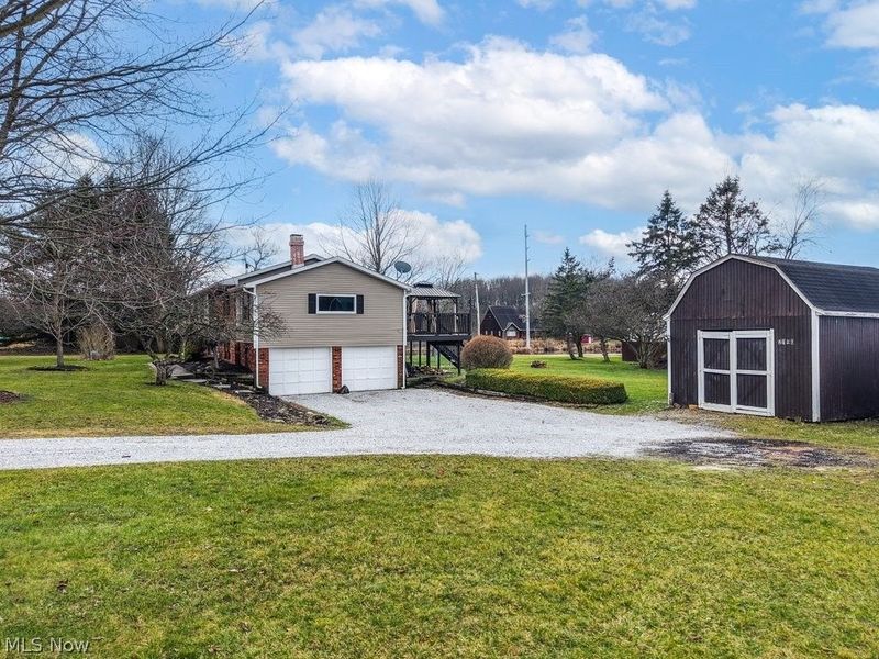 2190 Waterbury Drive, Uniontown, OH 44685 Photo 3