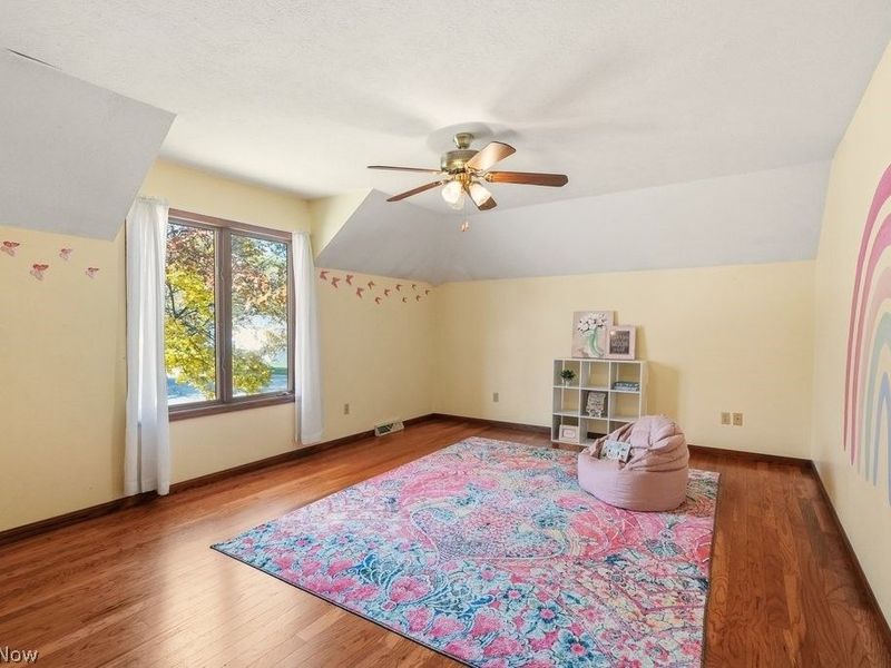 951 S Azalea Boulevard, Barberton, OH 44203 Photo 49