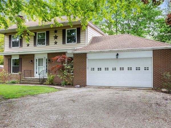 8510 Murray Ridge Road , Elyria, OH 44035