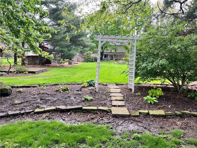 8510 Murray Ridge Road , Elyria, OH 44035 Photo 42