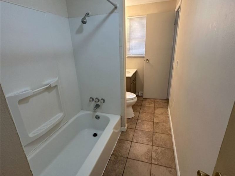 7597 Venice Heights Drive NE, Warren, OH 44484 Photo 9