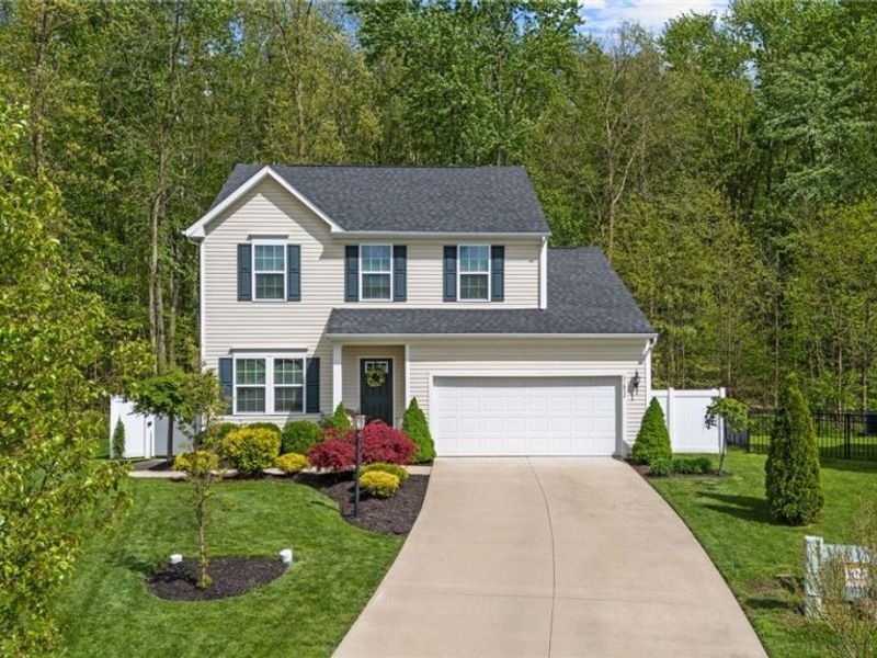 31832 Rustic Ridge, North Ridgeville, OH 44039 Photo 2