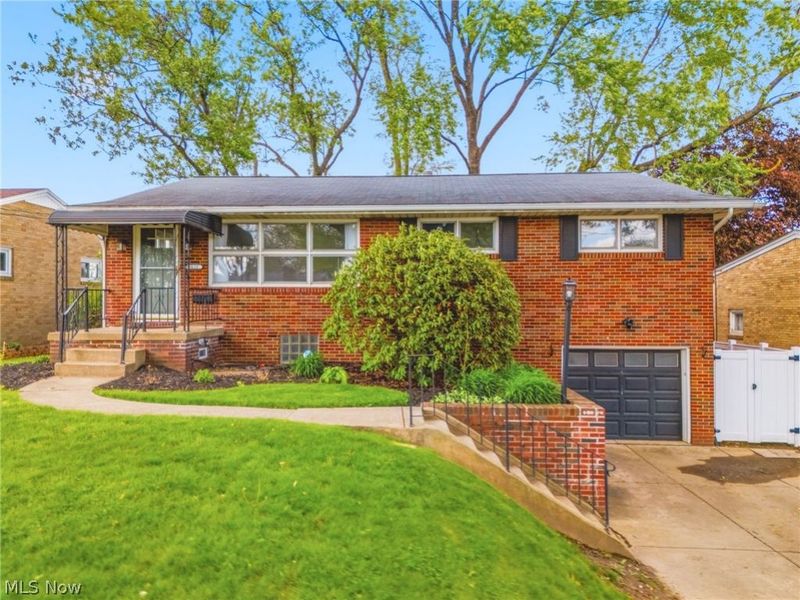 2621 16th Street NW, Canton, OH 44708 Photo 1
